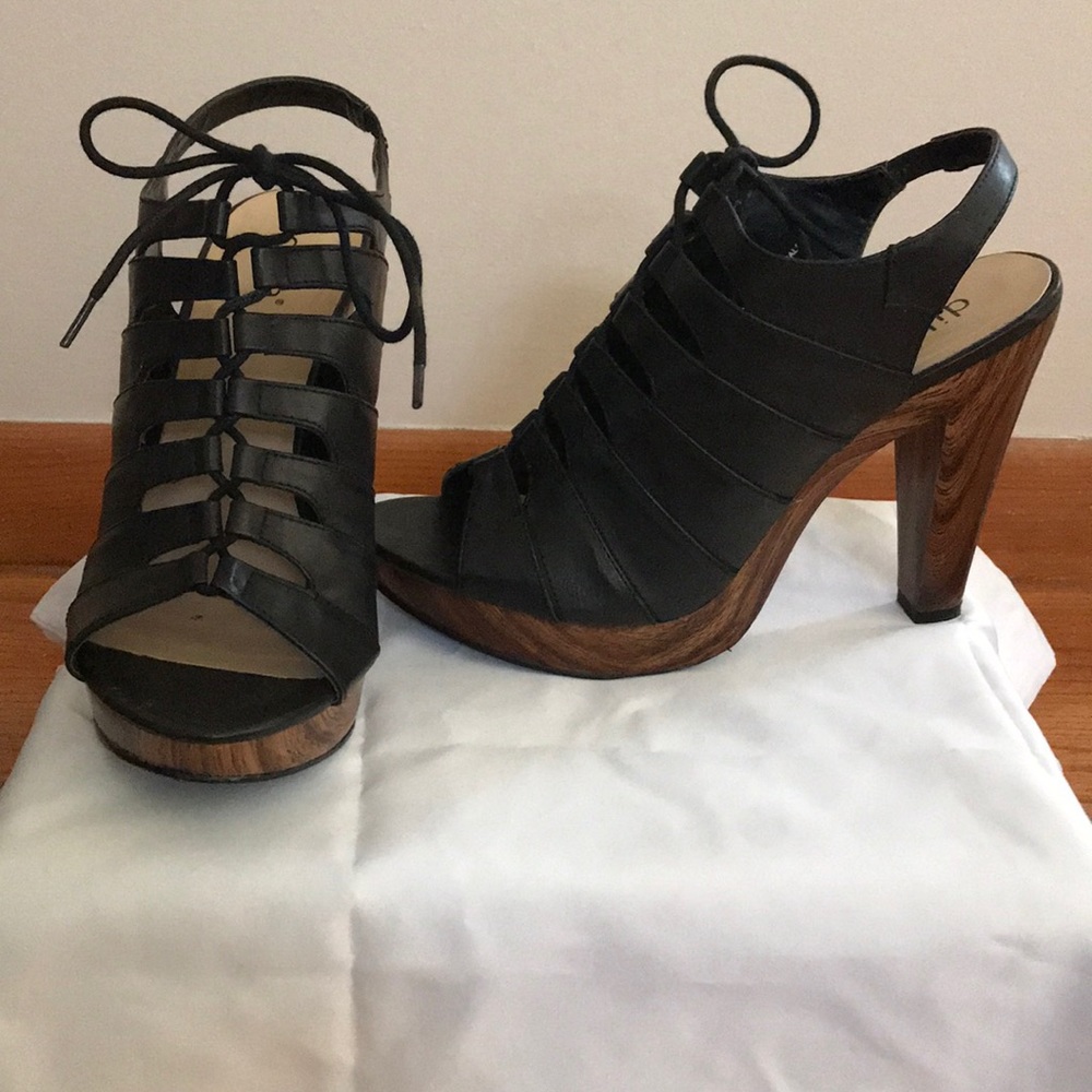 Black Platforms - image 3